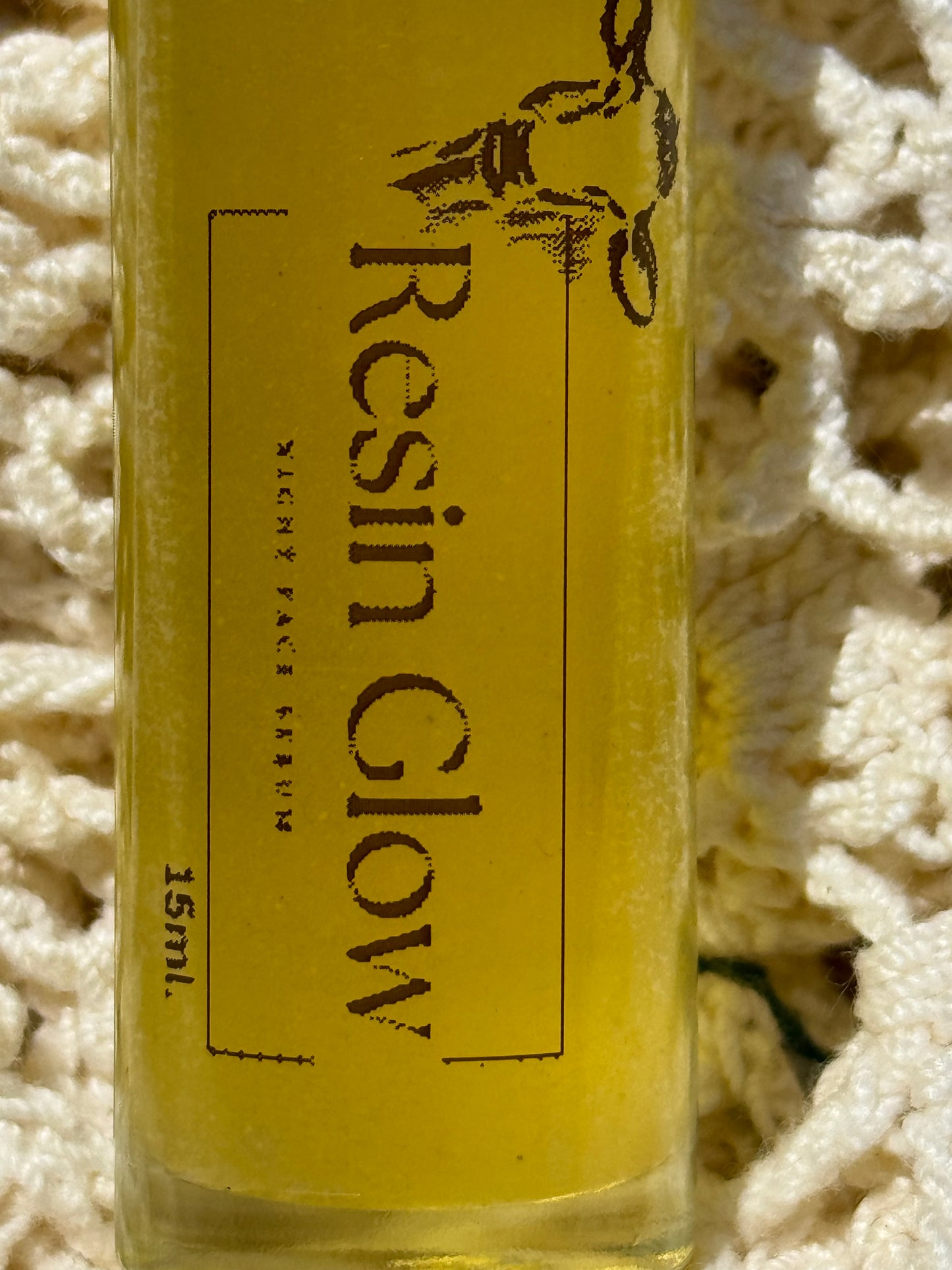 Resin Glow Roll-on